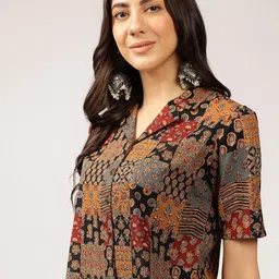 BAESD Print Cotton Shirt Style Crop Top image 5