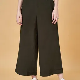 People Women Olive Green Flared Parallel Trousers-picture-16