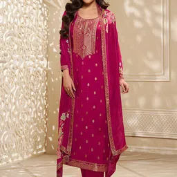 Seerat Ethnic Motifs Woven Design Jacquard Pure Silk Kurta With Trousers & Dupatta-picture-12