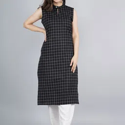 KALINI Women Black & White Checked Printed Kurta Set image 1
