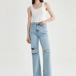 DeFacto Women Mildly Distressed Ripped Straight Fit Pure Cotton Jeans-picture-31