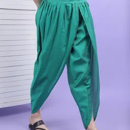 Vishudh Women Green Cotton Dhoti Pant image 3