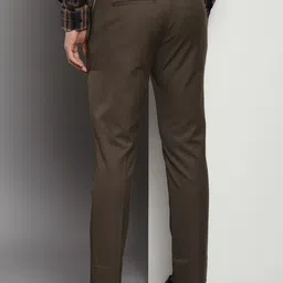 Tommy Hilfiger Men Mid-Rise Solid Trousers image 4