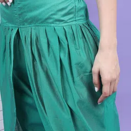 Vishudh Women Green Cotton Dhoti Pant image 2