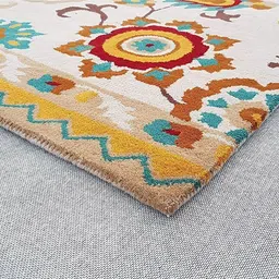 Safiya Carpet Beige & Red Floral Hand-Tufted Woollen Traditional Carpet image 3