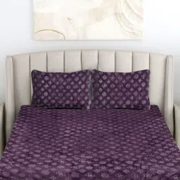 FABINALIV Raisin Purple Geometric Woollen Embossed King Fitted Bedsheet With 2 Pillow Covers-image-87