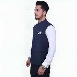 risani Solid Men Waistcoat image 3
