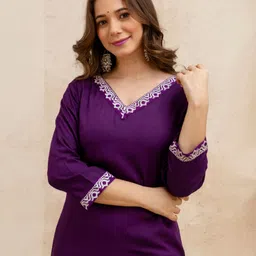 surhi Women Embroidered Viscose Rayon Straight Kurta-picture-22