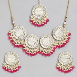 Peora Gold-Plated Kundan-Studded Jewellery Set image 3