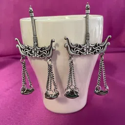 Digital Dress Room Silver-Plated Oxidised Classic Drop Earrings-picture-26