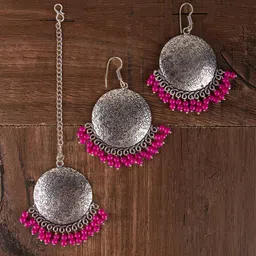 Ozanoo Silver-Toned & Pink Circular Drop Earrings With Maang Tikka-picture-30