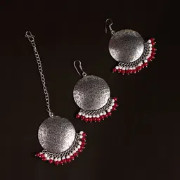 Ozanoo Silver-Toned & Red Circular Drop Earrings With Maang Tikka-picture-26
