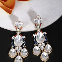 AURAA TRENDS Gold-Plated Kundan-Studded Contemporary Drop Earrings-picture-16