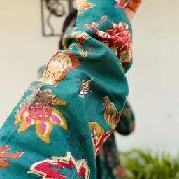 karwasara comfortwear Women Printed Viscose Rayon Flared Kurta image 5