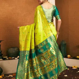 primeniks Embellished, Self Design Banarasi Jacquard, Silk Blend Saree image 2