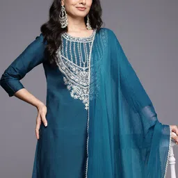 Varanga Ethnic Motifs Embroidered Zari Kurta With Trousers & Dupatta image 1