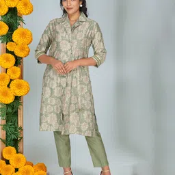 Bindigasm Floral Printed V-Neck Long Jacket With Trousers image 1