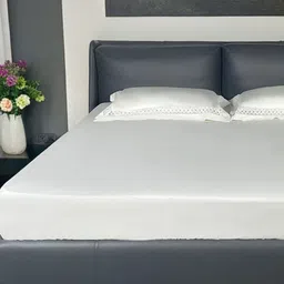 ERBA White King Bedsheet with 2 Pillow Covers image 2