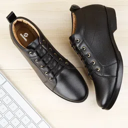 HAKKEL Men Colourblocked Sneakers-picture-38