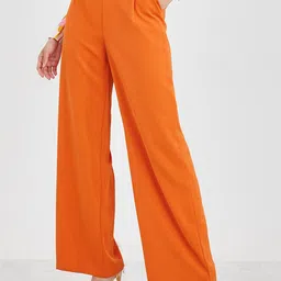 Styli Women Flared High-Rise Pleated Plain Trousers-picture-21