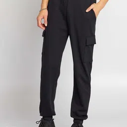 KIABI Men Mid-Rise Regular Fit Cargo Styles Joggers Trousers-picture-38