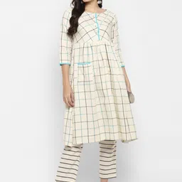 VAABA Women Printed Pleated Kurta with Trousers-picture-14