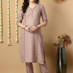 MEESAN Ethnic Motif Printed Pashmina Regular Kurta with Trousers-image-15