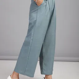 FITHUB Women Straight Fit High-Rise Pleated Trousers image 2