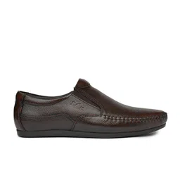 Buckaroo Men Textured Leather Formal Slip-On Shoes image 2
