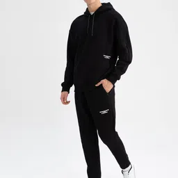 DeFacto Men Plain Joggers image 3