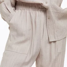 H&M Women Tapered trousers image 4