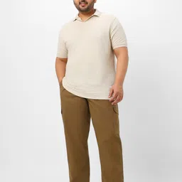 Urbano Plus Men Regular Fit Mid-Rise Flat-Front Cargos Trousers image 4