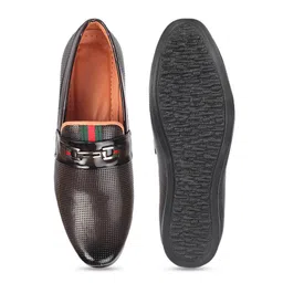 BAESD Boys Textured Round Toe Loafers image 5