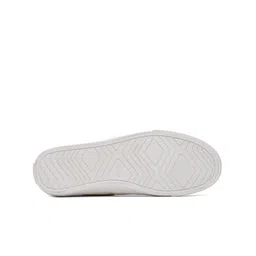 TOMS Men Textured Slip-On Sneakers image 5