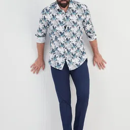 MR BUTTON Men Mid-Rise Slim Fit Plain Chinos Trousers image 4