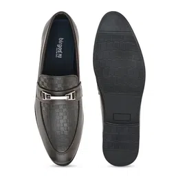 birgos Men Textured Formal Horsebit Loafers image 3