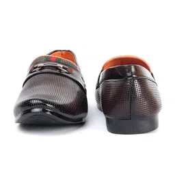 BAESD Boys Textured Round Toe Loafers image 2