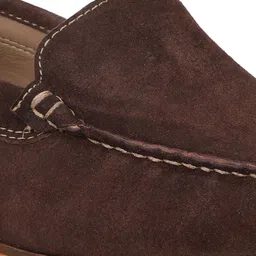 ATESBER by Inc.5 Men Textured Loafers image 2