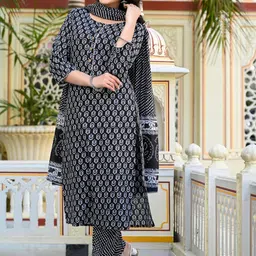 D K W Floral Printed Regular Pure Cotton Kurta With Trousers & Dupatta image 5
