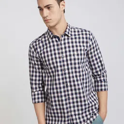 Parx Men Cutaway Collar Checked Cotton Slim Fit Casual Shirt-image-92