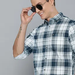 The Indian Garage Co Men White & Blue Slim Fit Checked Casual Shirt-picture-30