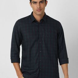 Peter England Casuals Men Slim Fit Spread Collar Checked Cotton Casual Shirt-picture-24