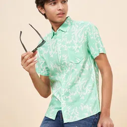 Coolsters by Pantaloons Boys Floral Printed Spread Collar Short Sleeves Casual Shirt-image-23