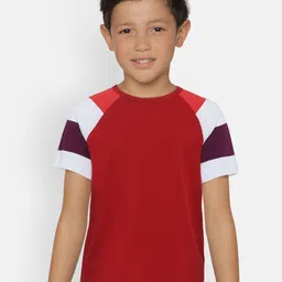 LAdore Boys Red Solid Round Neck T-shirt image 1