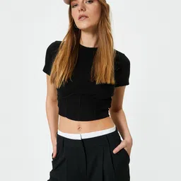 Koton Round Neck Crop T-shirt-image-15
