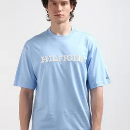 Tommy Hilfiger Men Typography Printed Pockets T-shirt-picture-23