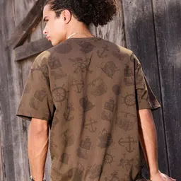 The Souled Store One Piece: Pirate Tales Conversational Printed Cotton Oversized T-shirt-picture-37