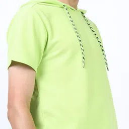 HIGHLANDER Men Structured Hooded Regular Fit T-shirt image 5