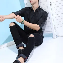 HIGHLANDER Men Black & Grey Slim Fit Checked Casual Shirt image 5