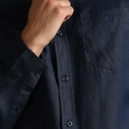 Dockers Men Solid Classic Fit Shirt image 2